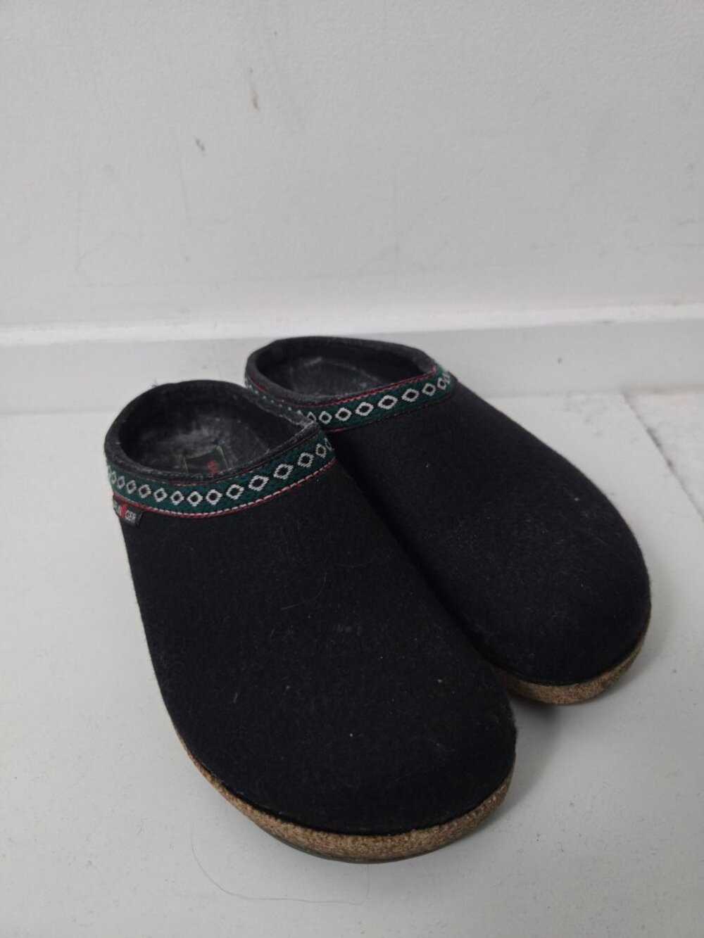 Haflinger Women's Size 6 Grizzly Franzl Classic Wool Black Clogs